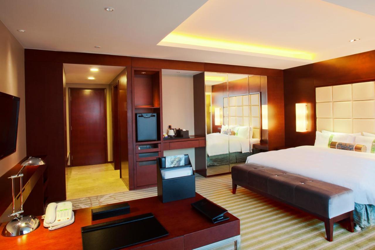 Holiday Inn Yinchuan International Trade Centre, An Ihg Hotel Phòng bức ảnh